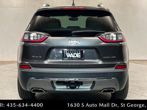 Used 2019 Jeep Cherokee Limited w/ Luxury Group AWD/4WD image 4