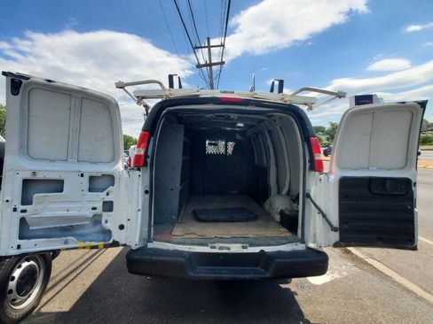 Used 2021 Chevrolet Express 2500 w/ Communications Package RWD image 20