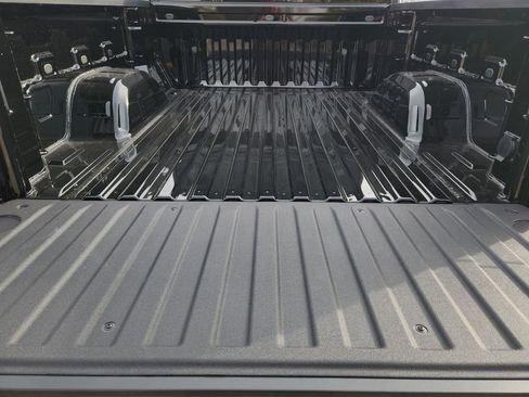 New 2026 Chevrolet Silverado 1500 LT image 22