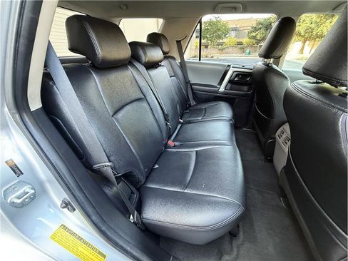 Used 2010 Toyota 4Runner SR5 image 14