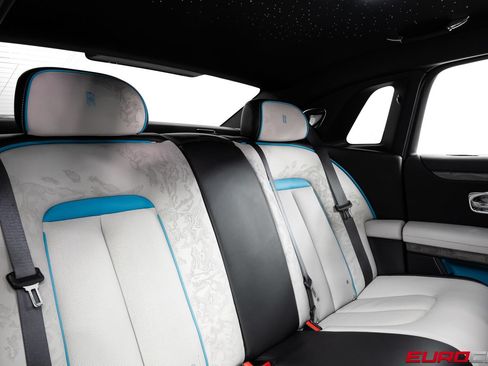Used 2025 Rolls-Royce Ghost AWD/4WD image 40