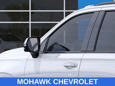 New 2026 Chevrolet Tahoe RST w/ Comfort Package AWD/4WD image 12