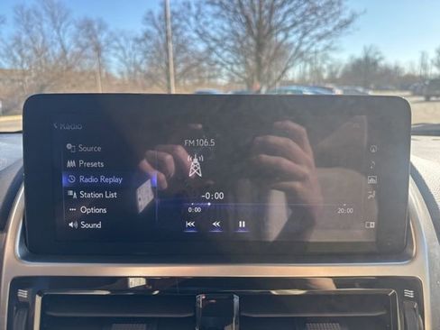 Used 2023 Lexus GX 460 Premium image 21