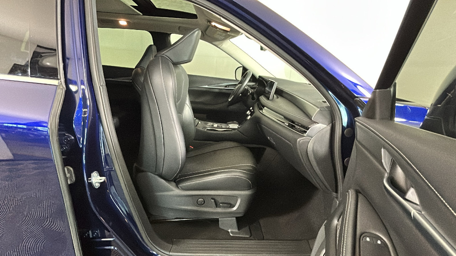 Used 2024 INFINITI QX60 Luxe AWD/4WD image 33