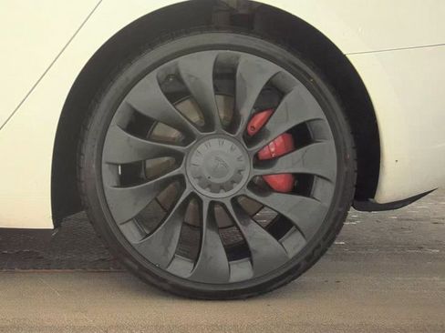 Used 2023 Tesla Model 3 Performance image 20