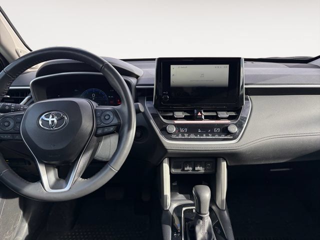 Used 2024 Toyota Corolla Cross XLE w/ Convenience Package AWD/4WD image 15