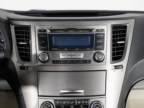 Used 2012 Subaru Outback 2.5i Premium w/ All-Weather Pkg image 35