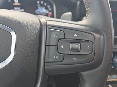 Used 2023 GMC Sierra 1500 AT4 w/ Technology Package AWD/4WD image 22