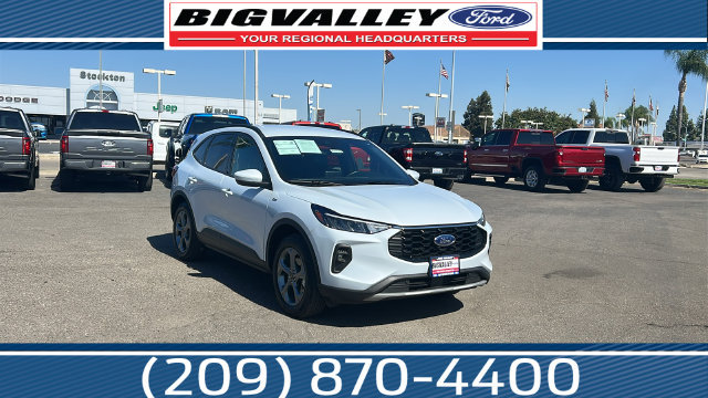 Used 2025 Ford Escape ST-Line Select AWD/4WD image 1