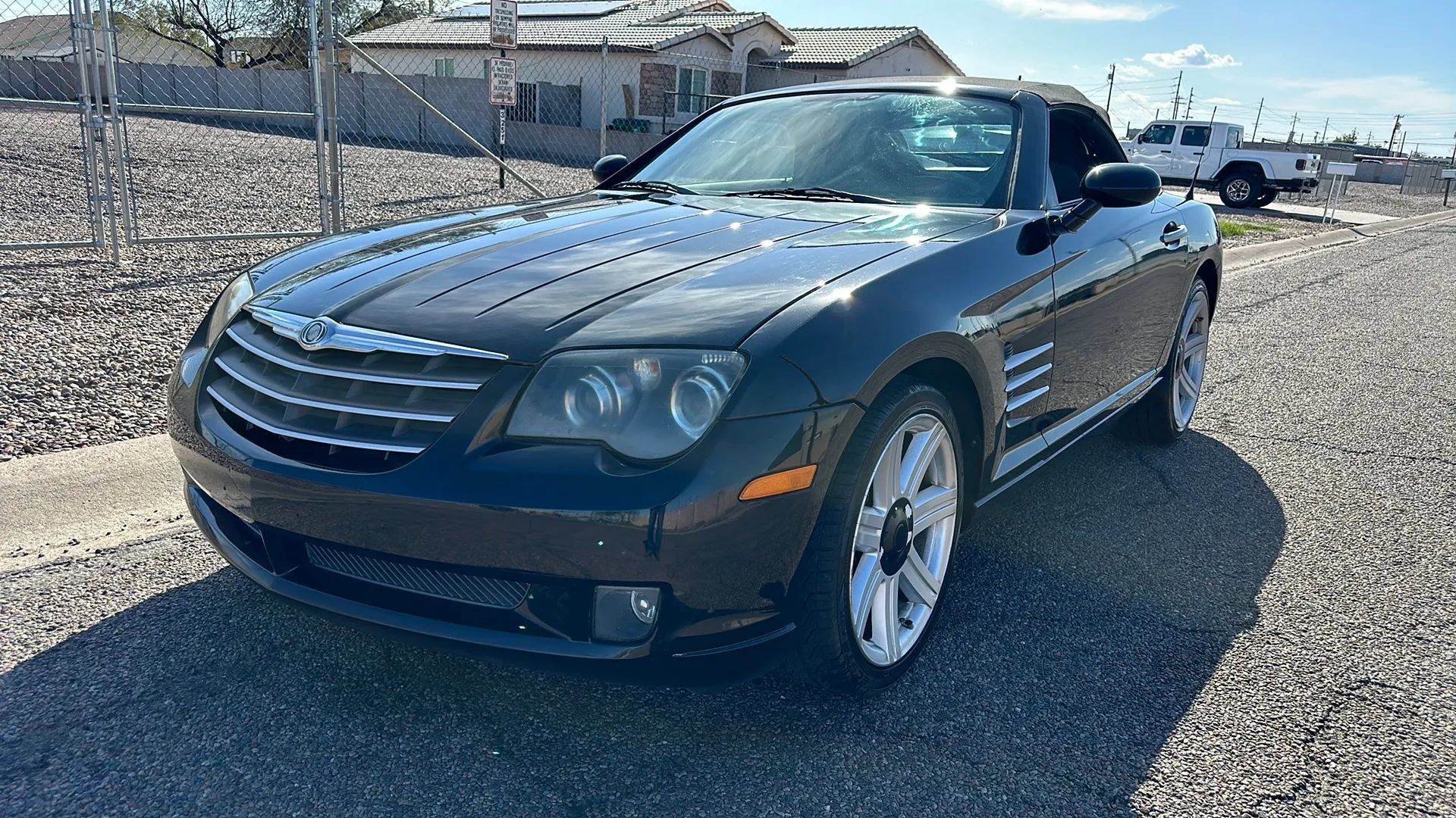 Used 2005 Chrysler Crossfire Limited RWD image 12