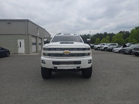 Used 2018 Chevrolet Silverado 2500 LTZ w/ Duramax Plus Package AWD/4WD image 8