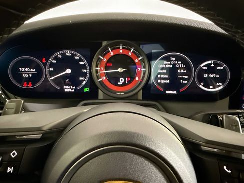 Certified 2024 Porsche 911 Carrera RWD image 13
