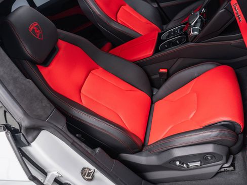 Used 2021 Lamborghini Urus -Bang and Olufsen Audio, Two-T image 25