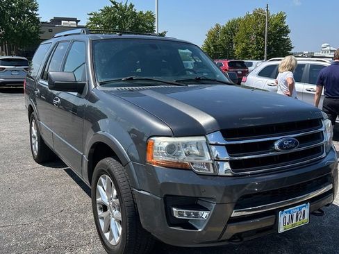 Used 2016 Ford Expedition Limited w/ Equipment Group 301A AWD/4WD image 4