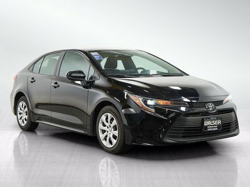 Used 2024 Toyota Corolla LE FWD image 7