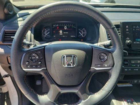Certified 2023 Honda Passport TrailSport image 18