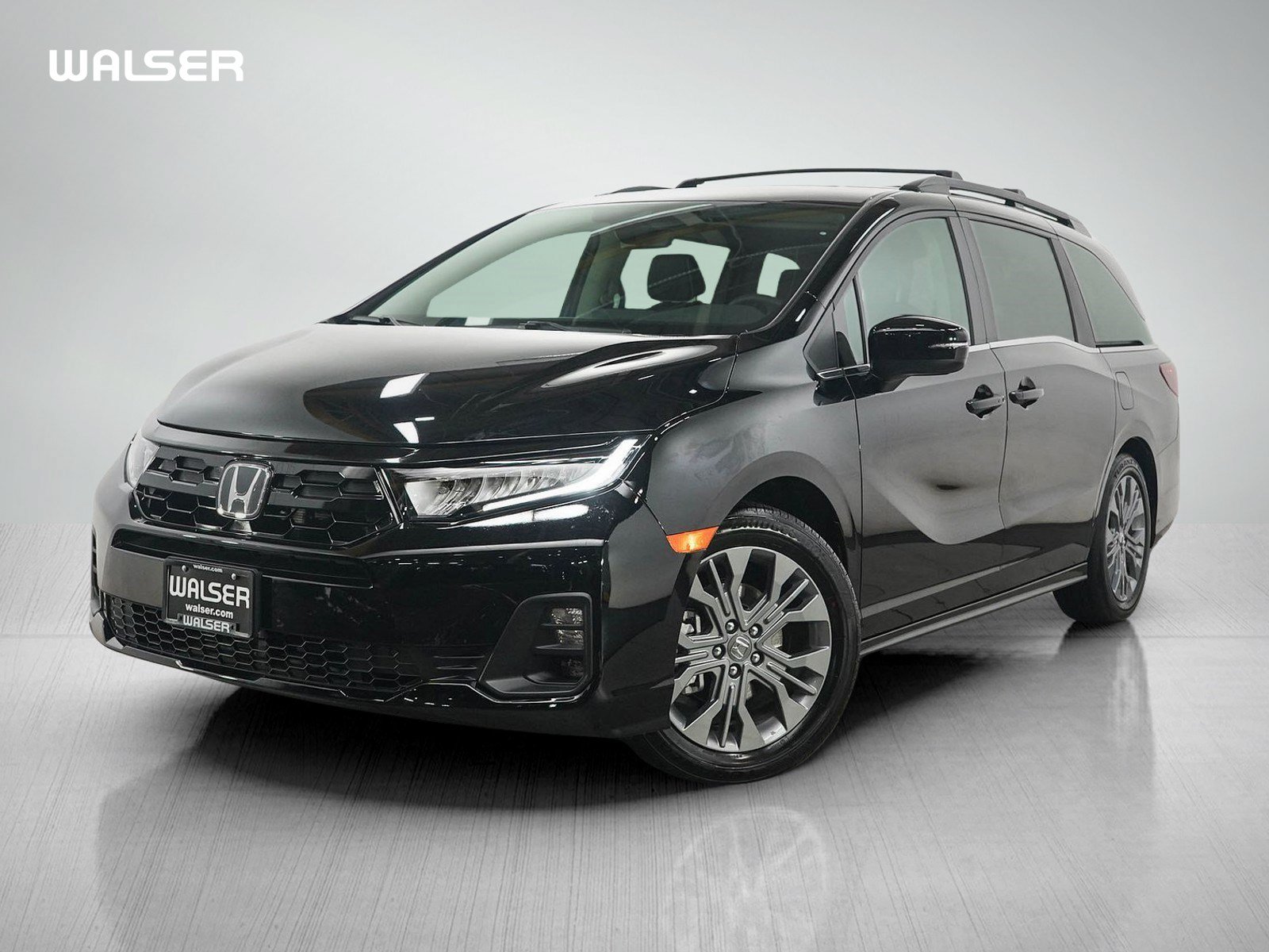 Used 2026 Honda Odyssey Touring image 1