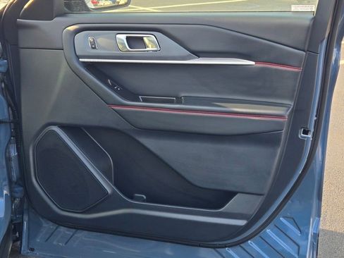 New 2026 Ford Explorer ST-Line w/ ST-Line Street Pack image 5