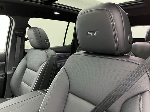 New 2026 Buick Enclave Sport Touring w/ Power Package image 21