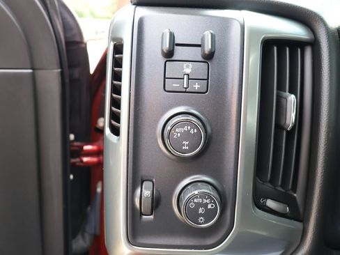 Used 2017 Chevrolet Silverado 1500 LT w/ All Star Edition AWD/4WD image 11