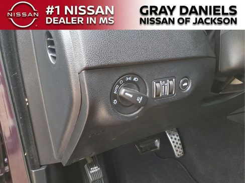 Used 2022 Dodge Charger R/T w/ Blacktop Package RWD image 12