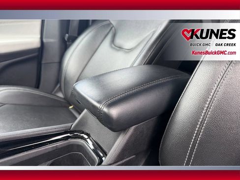 Used 2025 Jeep Compass Limited AWD/4WD image 13