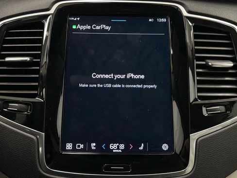 Used 2024 Volvo XC90 B5 Plus image 35