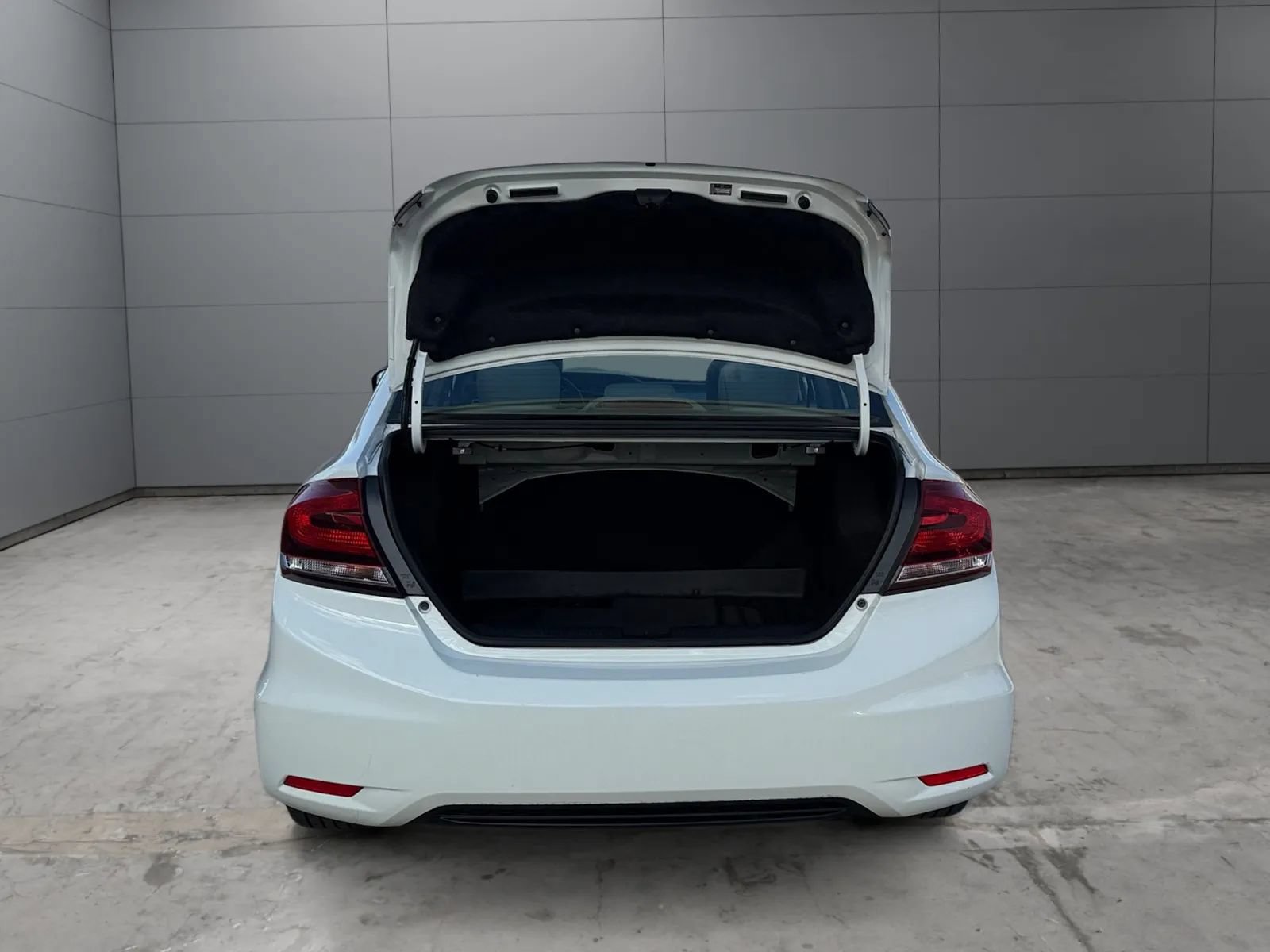 Used 2015 Honda Civic EX image 9