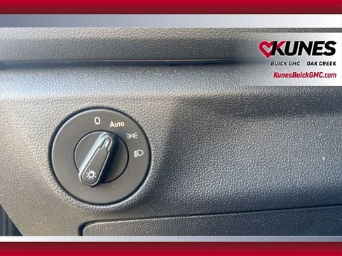 Used 2019 Volkswagen Jetta S image 26