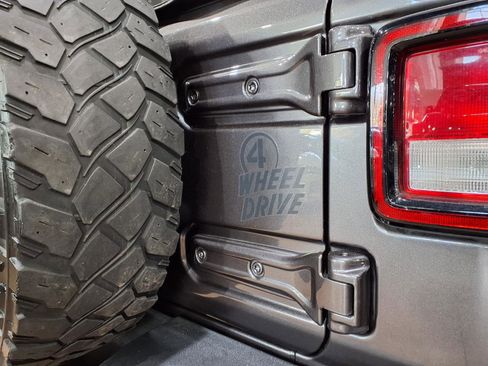 Used 2021 Jeep Wrangler Willys image 7