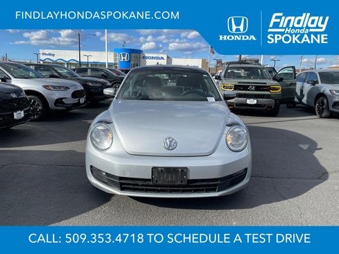 Used 2015 Volkswagen Beetle 1.8T FWD image 2