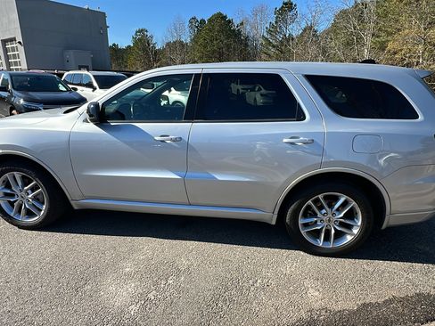 Used 2023 Dodge Durango GT image 11