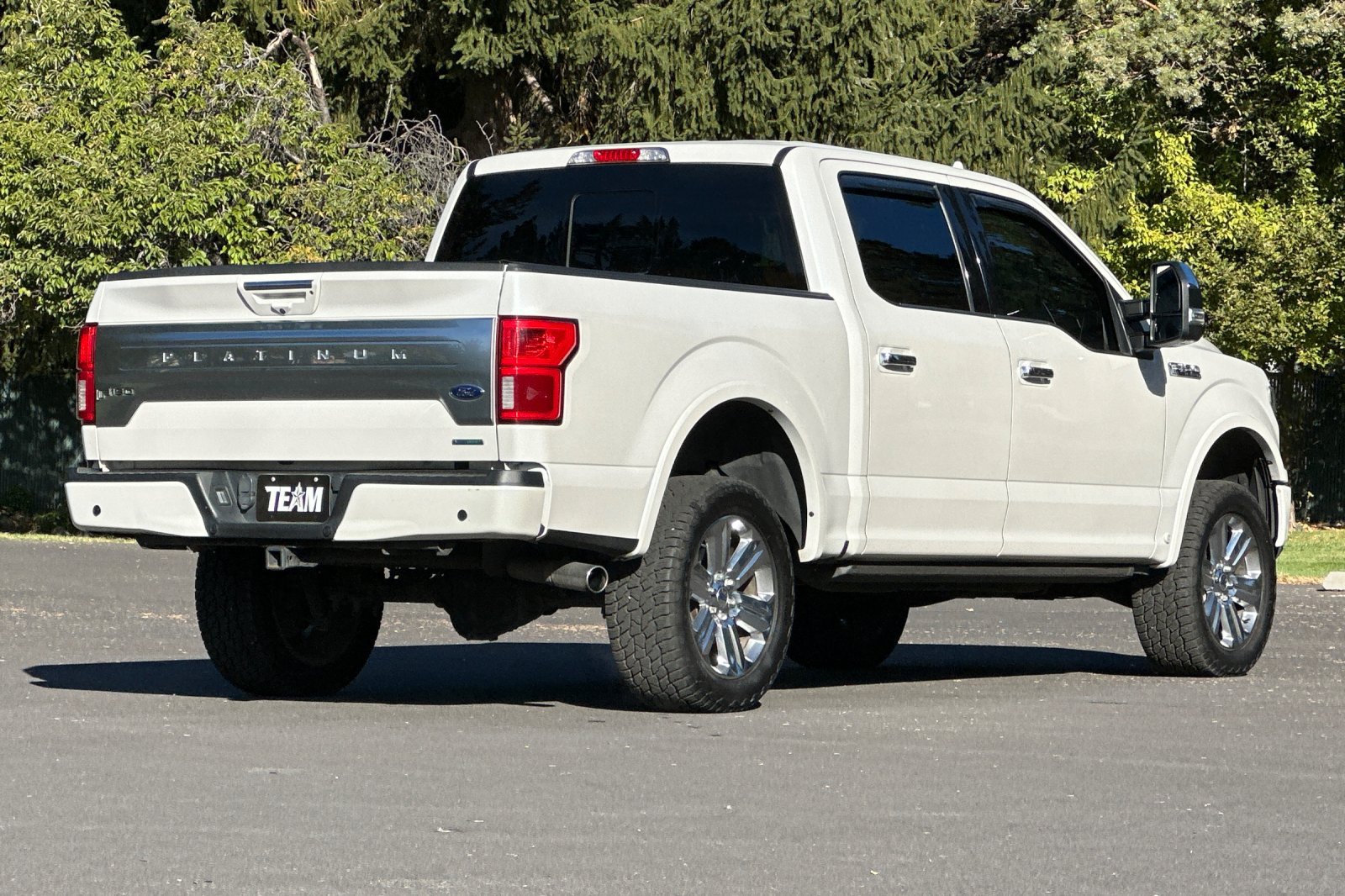 Used 2018 Ford F150 Platinum w/ Technology Package AWD/4WD image 4