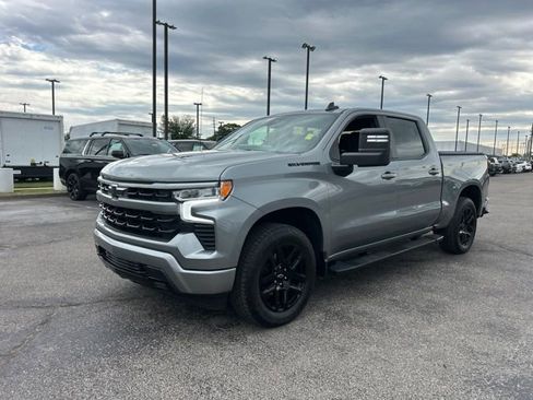 Used 2023 Chevrolet Silverado 1500 RST w/ Max Trailering Package AWD/4WD image 7