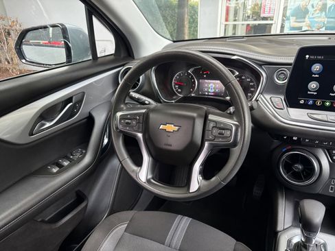 Used 2025 Chevrolet Blazer LT FWD image 36