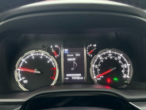 Used 2020 Toyota 4Runner Limited image 25