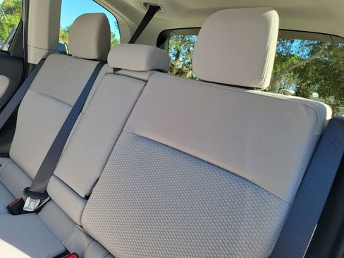 Used 2015 Subaru Forester 2.5i Premium w/ All-Weather Package image 12