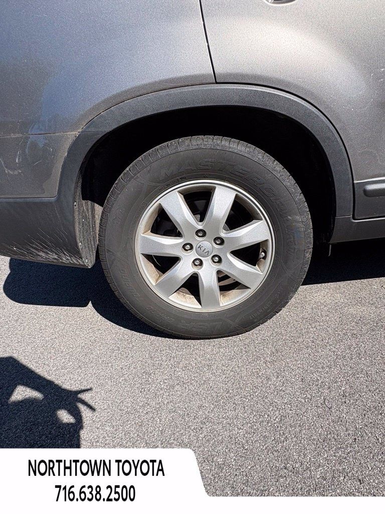 Used 2013 Kia Sorento LX AWD/4WD image 7