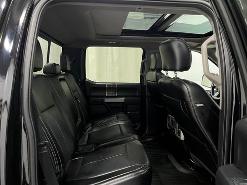 Used 2018 Ford F150 Lariat w/ Equipment Group 502A Luxury AWD/4WD image 31