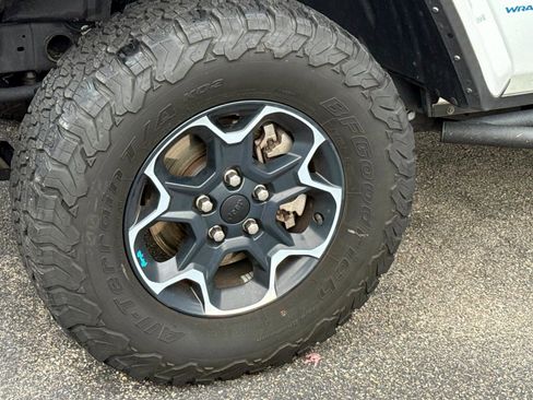 Used 2023 Jeep Wrangler Unlimited Rubicon 4xe w/ Cold Weather Group image 5