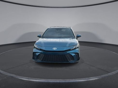 Used 2025 Toyota Camry SE w/ Multimedia Upgrade Package FWD image 3