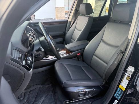 Used 2017 BMW X3 sDrive28i image 11