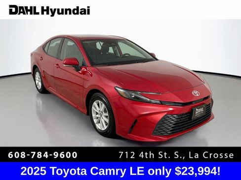 Used 2025 Toyota Camry LE image 1