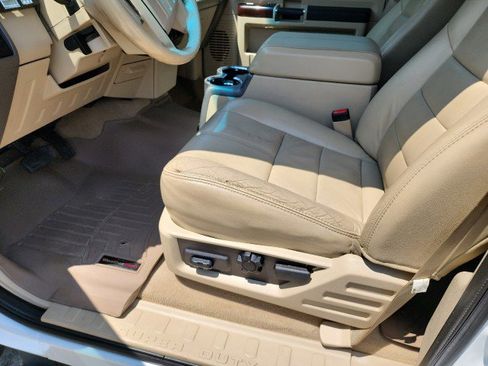 Used 2008 Ford F350 Lariat image 8
