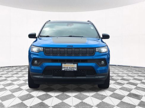 Used 2022 Jeep Compass Latitude w/ Sun and Sound Group AWD/4WD image 8