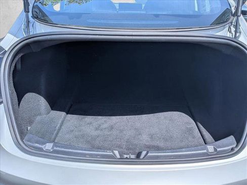 Used 2020 Tesla Model 3 Standard Range Plus RWD image 6