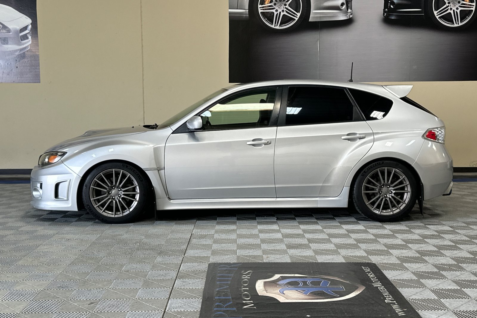 Used 2011 Subaru Impreza WRX Hatchback w/ Popular Equipment Group 3A AWD/4WD image 7