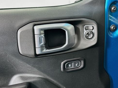 Used 2020 Jeep Wrangler Unlimited Sport S AWD/4WD image 15