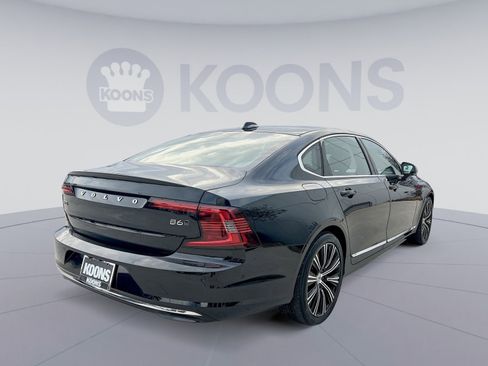 Used 2023 Volvo S90 B6 Plus image 7