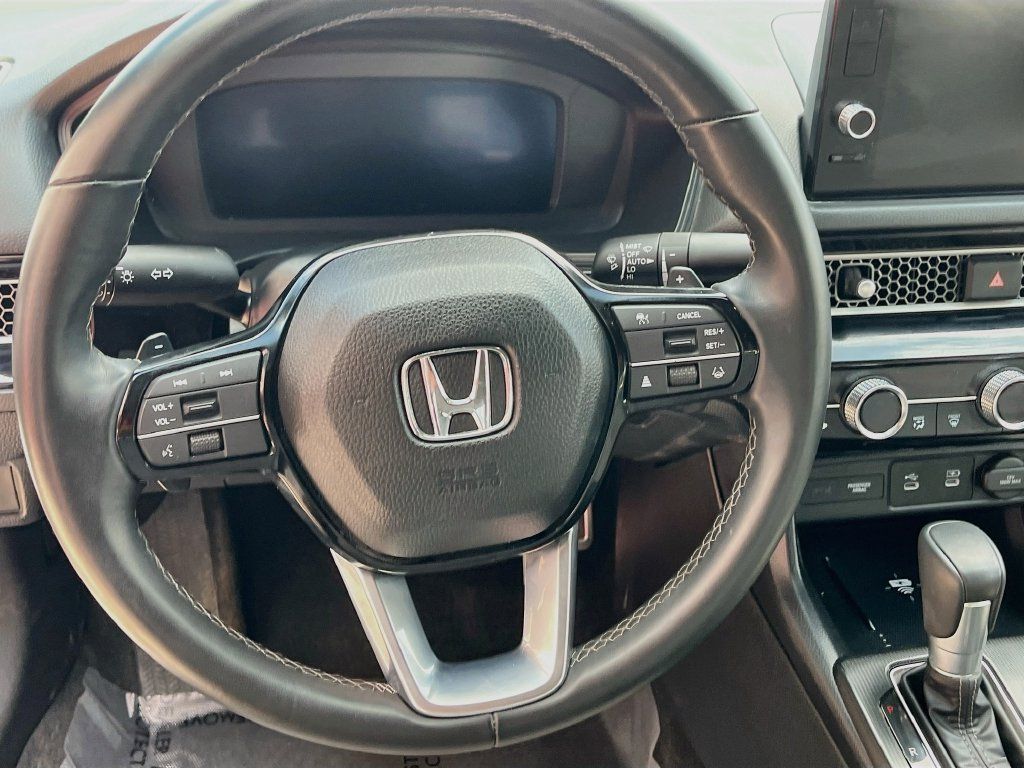 Used 2025 Honda Civic Sport Touring image 11